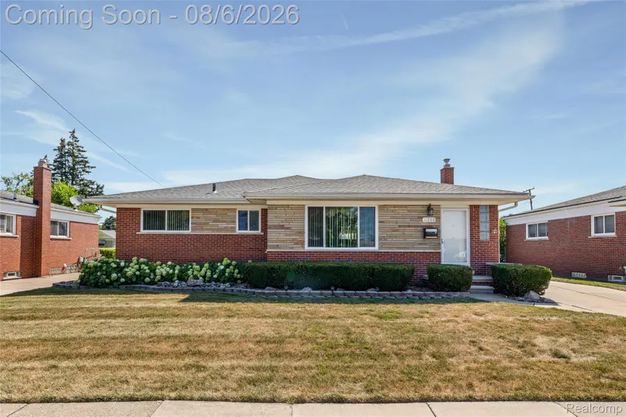 31266 Wellston Drive, Warren, MI 48093 - #2