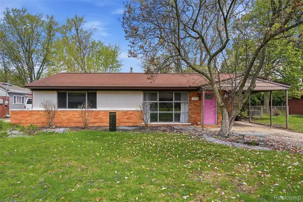 2674 Littletell Avenue, WestBloomfield, MI 48324