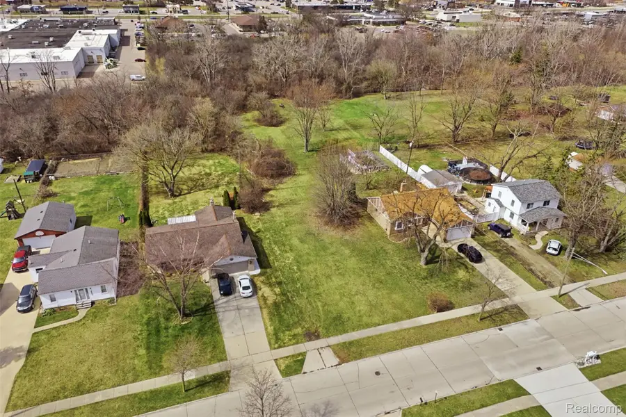 22674 Monterey Drive, Trenton, MI 48183 - #2
