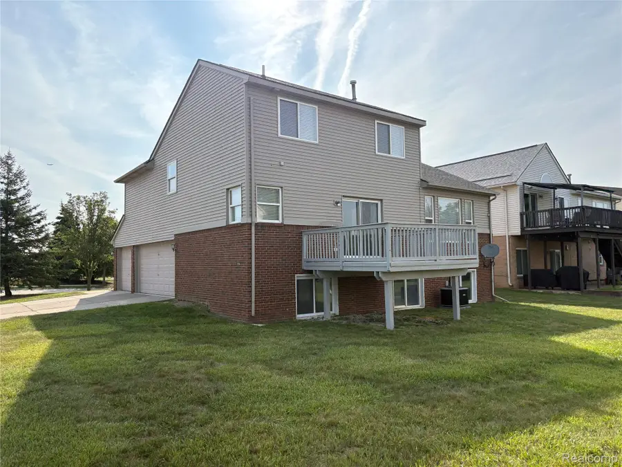1822 Golfview Lane, Westland, MI 48186 - #3