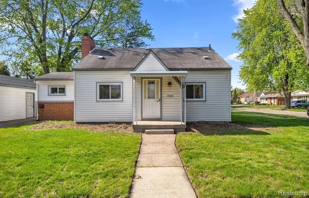 6644 N Vernon Street, Dearborn Heights, MI 48127 - #1