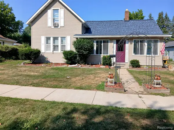 129 E Congress Street, Caro, MI 48723