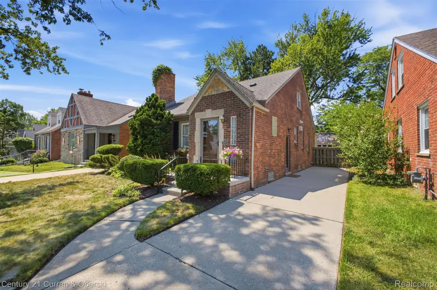 1037 N York Street, Dearborn, MI 48128 - #2