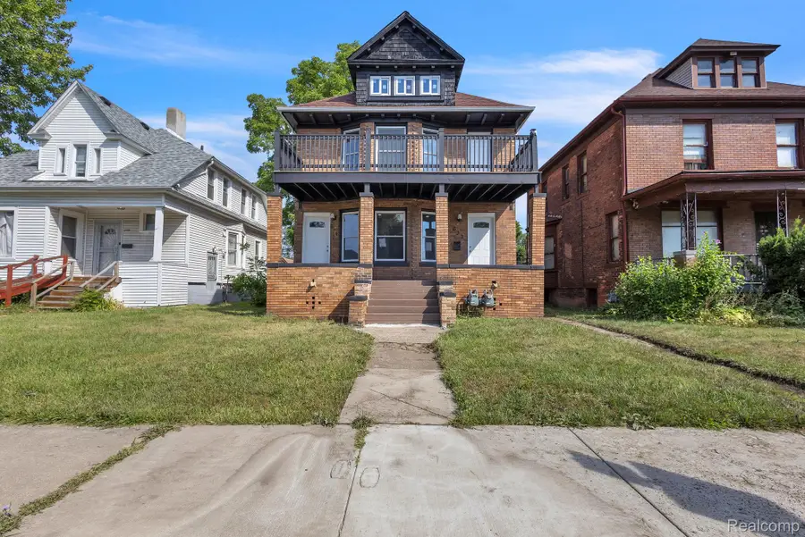 632 Clairmount Street, Detroit, MI 48202 - #2