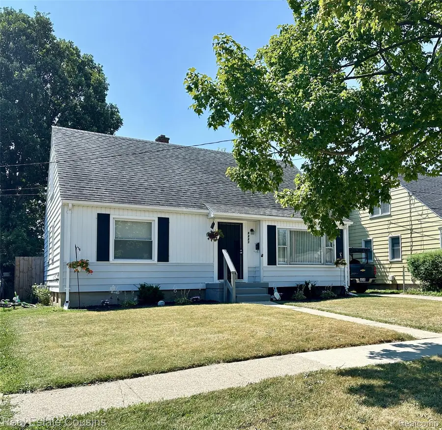3221 Yale Street, Flint, MI 48503 - #3
