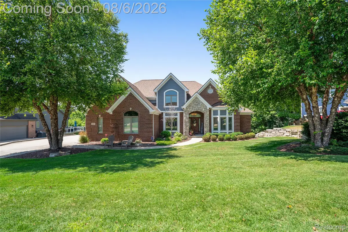 888 Suchava Drive, White Lake, MI 48386 - #1