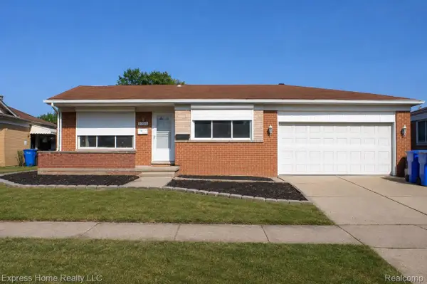 27262 Thomas Avenue, Warren, MI 48092