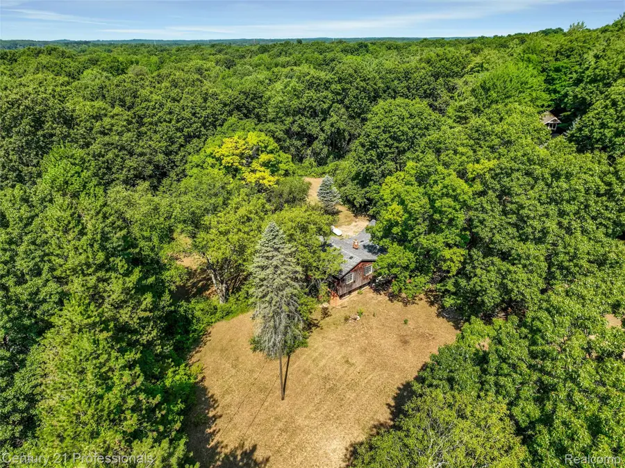 197 N Jossman Road, Ortonville, MI 48462 - #3