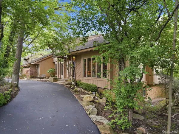 4751 Rolling Ridge Road, WestBloomfield, MI 48323