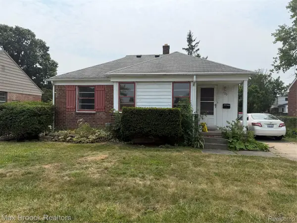 923 W 12 Mile Road, RoyalOak, MI 48073