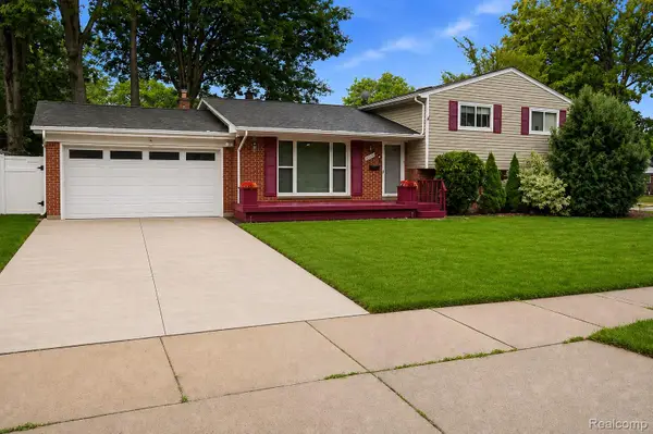 20395 Briarwood Court, Southfield, MI 48076