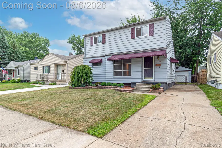 134 E Barrett Avenue, Madison Heights, MI 48071 - #3
