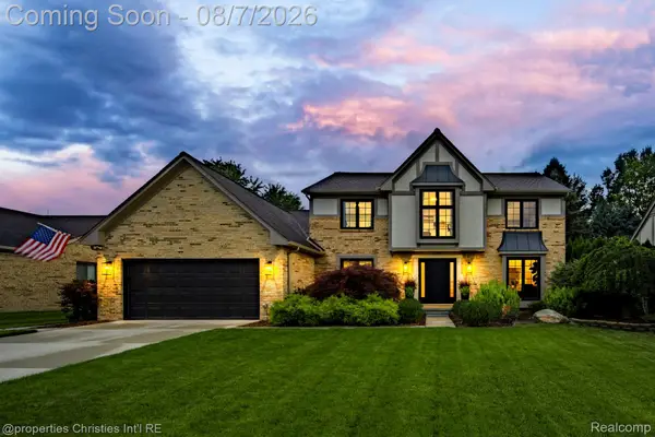 17401 Cameron Drive, Northville, MI 48168