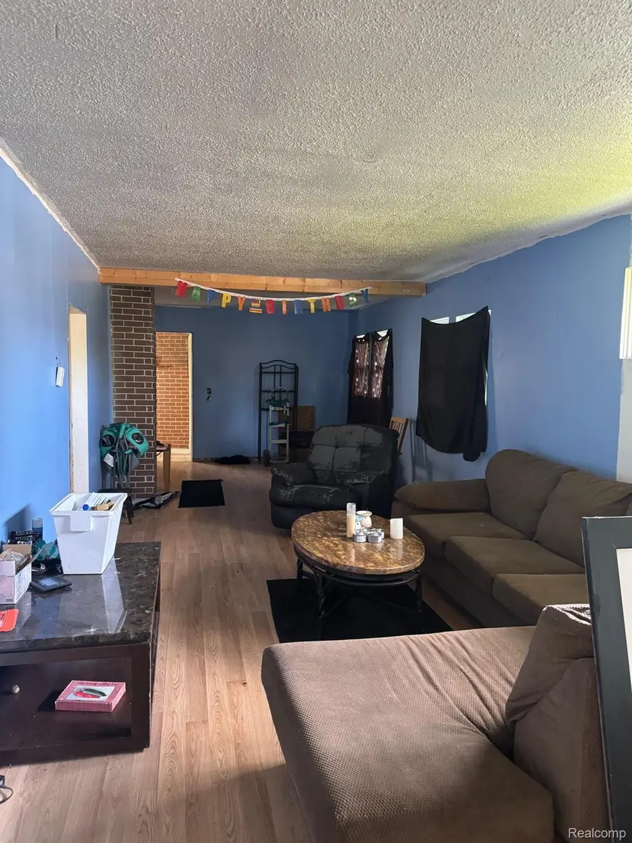 1610 Kent Street, Flint, MI 48503 - #2
