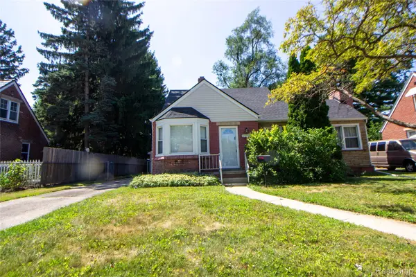 9979 Cavell Street, Livonia, MI 48150