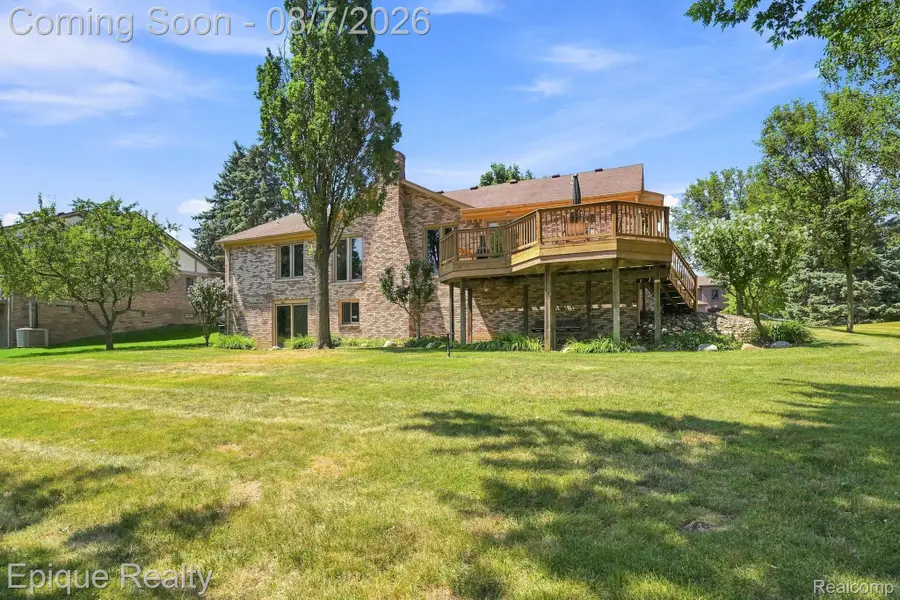 1162 Grandview Drive, Rochester Hills, MI 48306 - #3