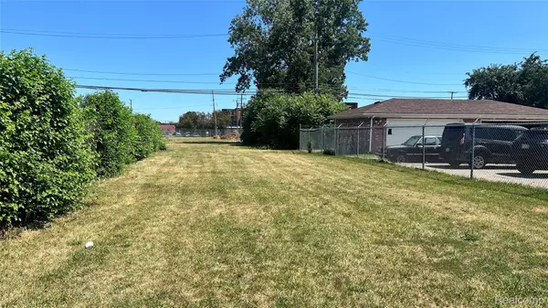 2828 Saint Aubin Street, Detroit, MI 48207