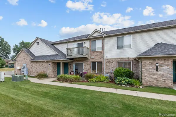 24149 Wedgewood Circle, Warren, MI 48091