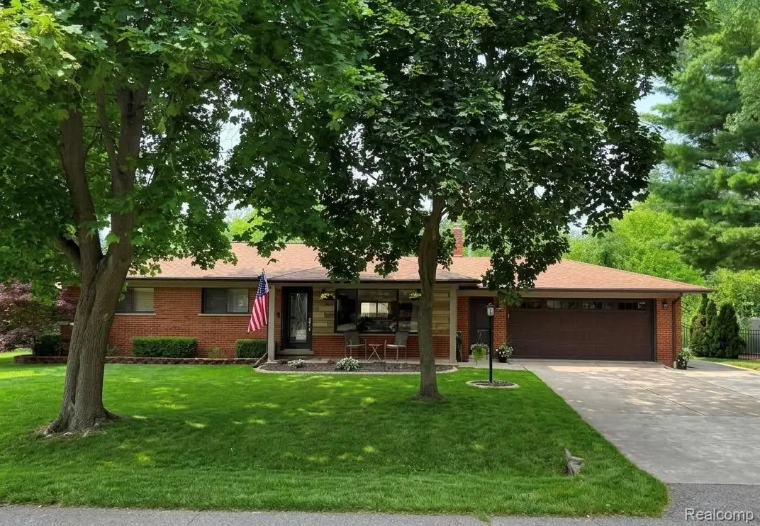 7481 Flickinger Drive, Utica, MI 48317 - #1