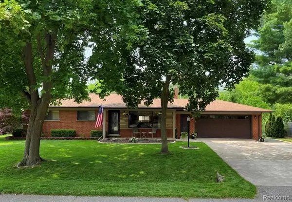 7481 Flickinger Drive, Utica, MI 48317
