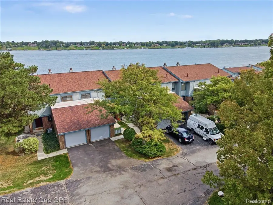 1715 River Road #21, Saint Clair, MI 48079 - #2