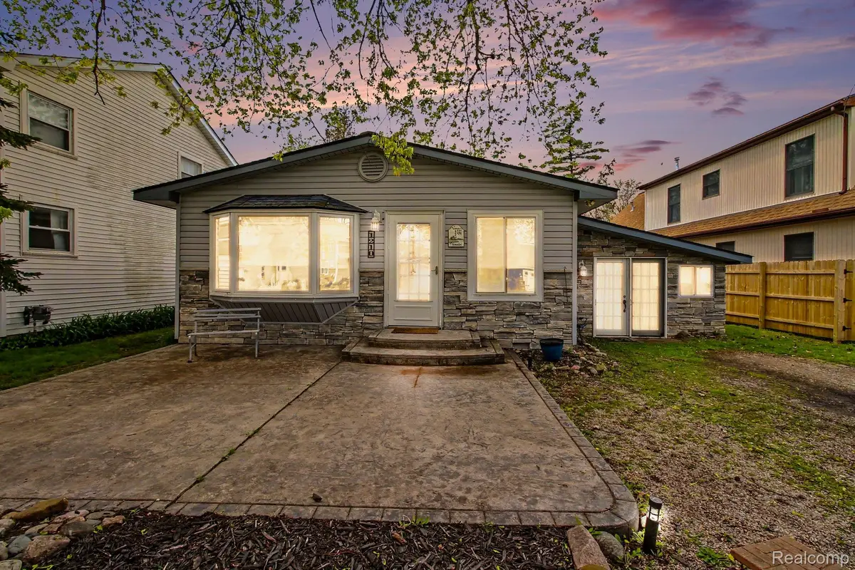 1210 Sunrise Park Street, Howell, MI 48843 - #1