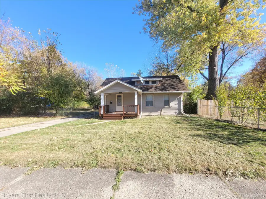 17674 Salem Street, Detroit, MI 48219 - #2