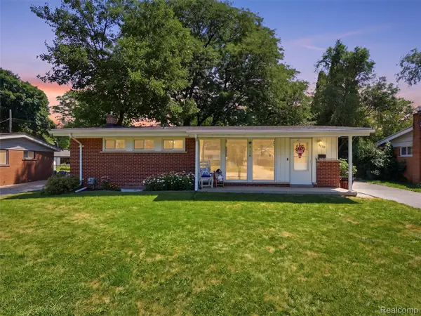 8980 Melrose Street, Livonia, MI 48150