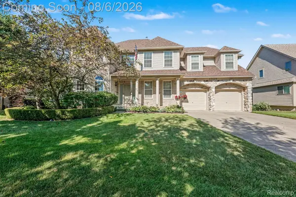 49235 Yale Drive, Macomb, MI 48044