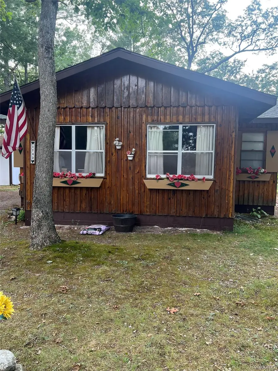 1743 Kendall Street, Sand Lake, MI 48748 - #3