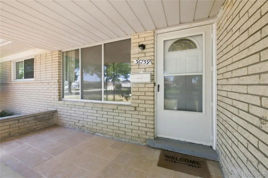 36759 Wayne Drive, Sterling Heights, MI 48312 - #3