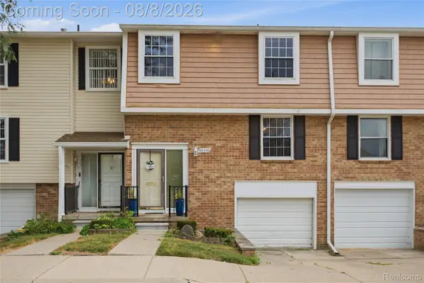 20350 Weybridge Street, ClintonTownship, MI 48036