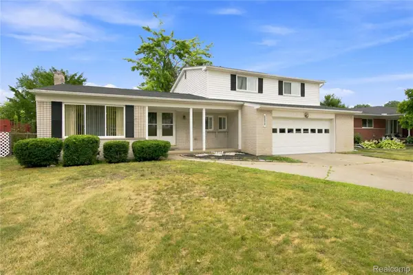 30151 Barbary Court, Warren, MI 48093