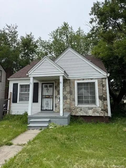 19637 Hasse Street, Detroit, MI 48234