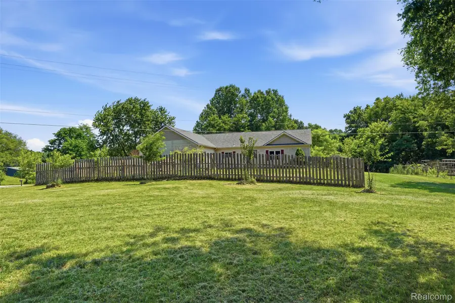 5885 Rowland Pine Court, Howell, MI 48843 - #2