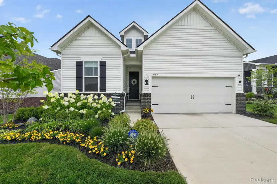 1708 Sunflower Lane, Milford, MI 48381 - #2