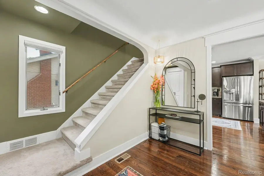 629 W Houstonia Avenue, Royal Oak, MI 48073 - #3