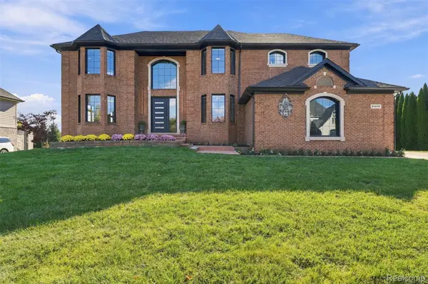 54036 Birchfield W, ShelbyTwp, MI 48316