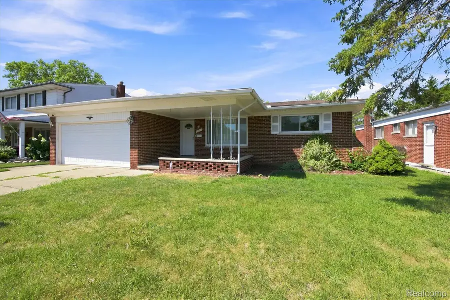 11165 Hanna Drive, Sterling Heights, MI 48312 - #2
