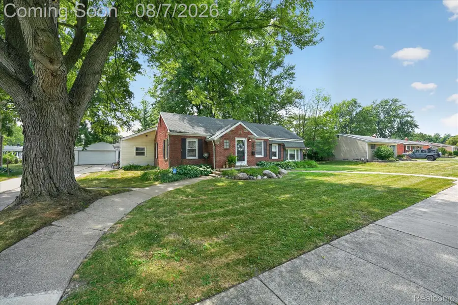 23340 Joy Street, Saint Clair Shores, MI 48082 - #3