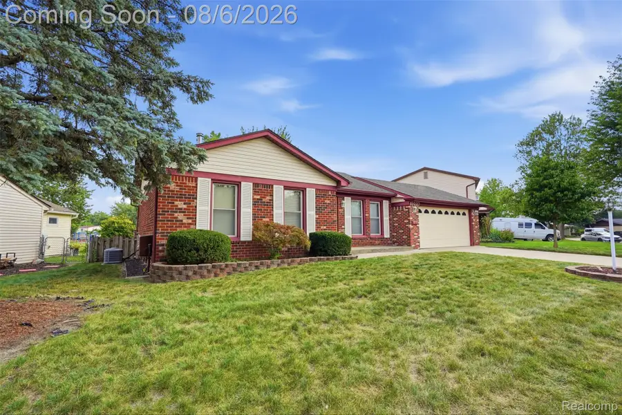19237 Arlington Drive, Woodhaven, MI 48183 - #2
