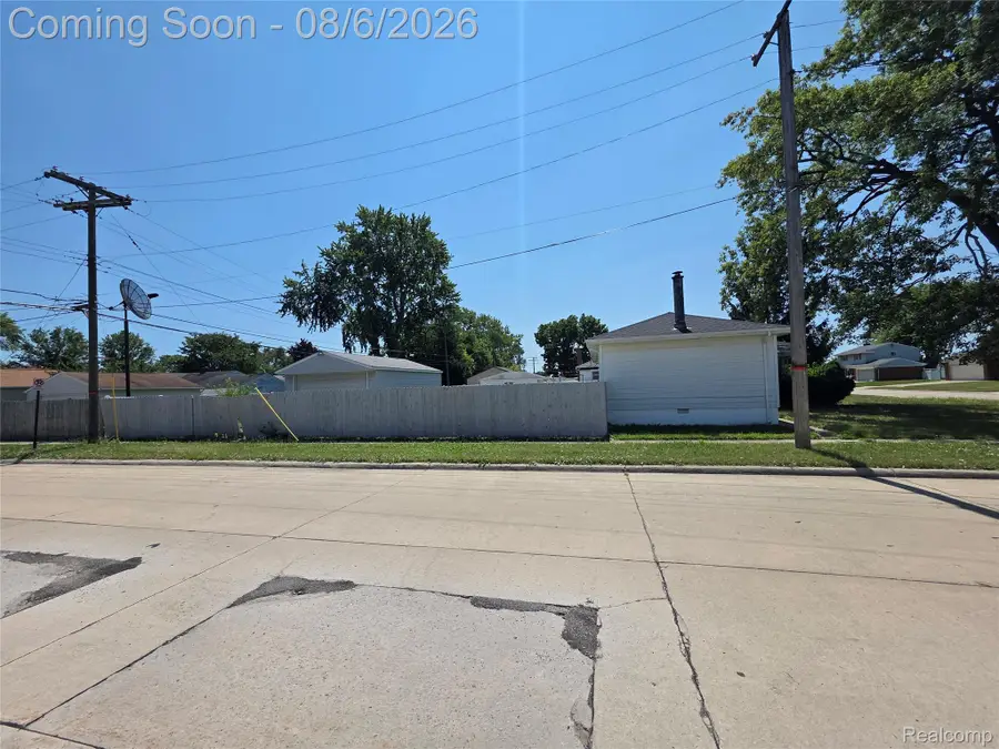 13621 Mulberry Street, Southgate, MI 48195 - #3