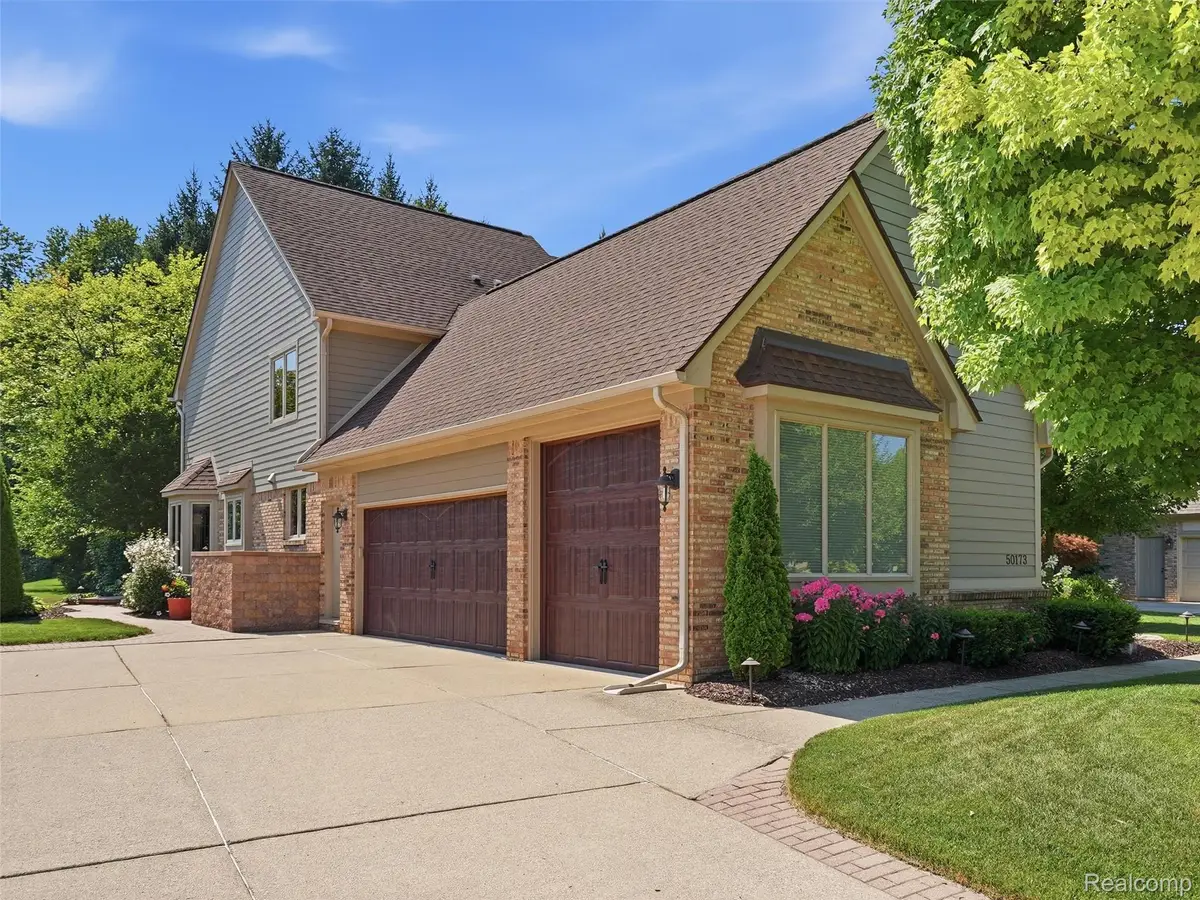 50173 Hedgeway Drive, Utica, MI 48317 - #1