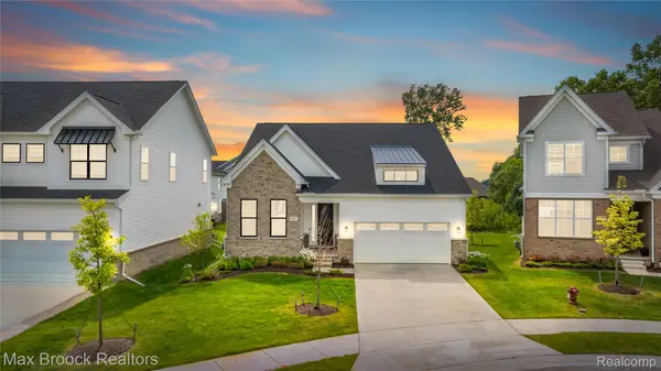 5636 Suffolk Court, WestBloomfield, MI 48322