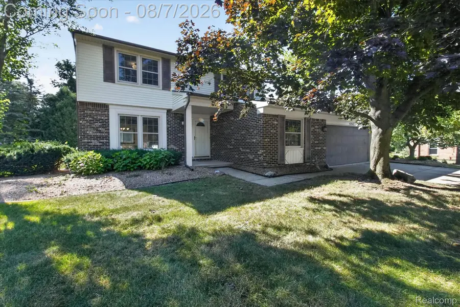42542 Knollwood Court, Northville, MI 48168 - #2