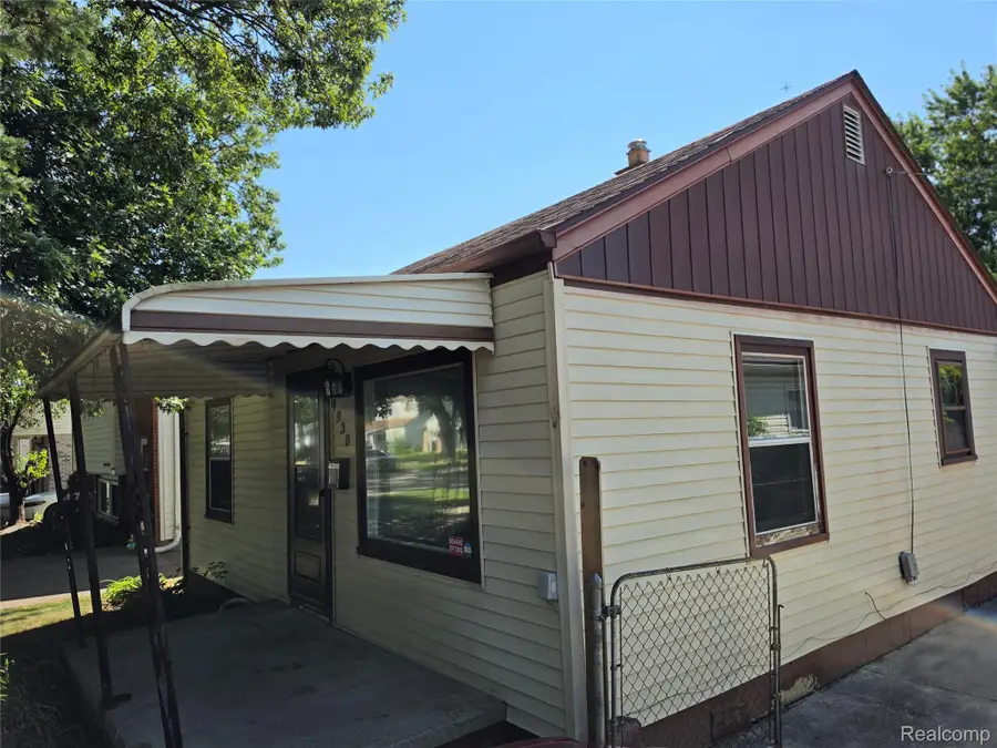 4930 Campbell Street, Dearborn Heights, MI 48125 - #3
