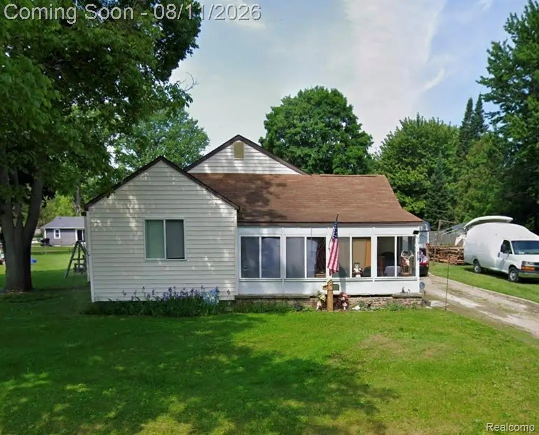 8185 Nixon Avenue, Mount Morris, MI 48458 - #1