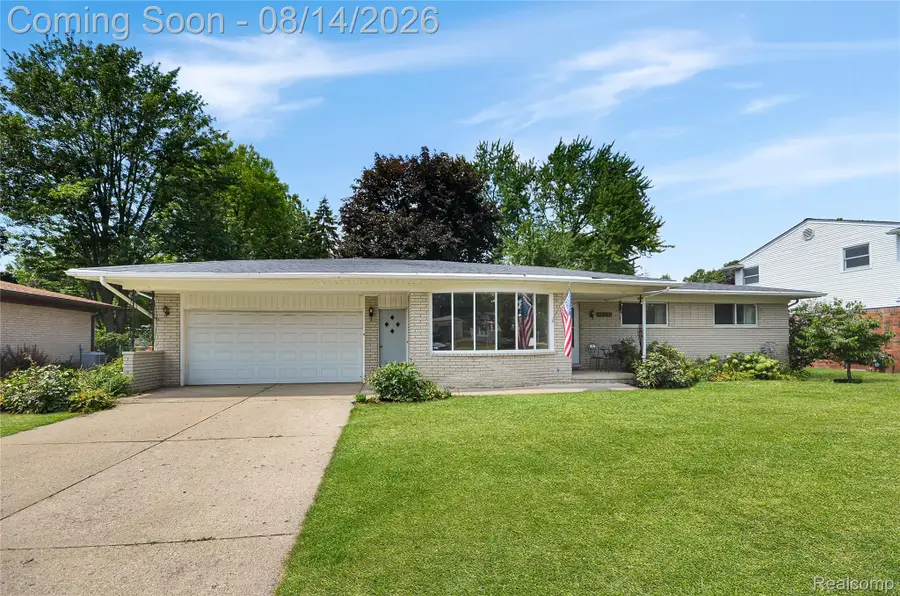 45545 Remer Court, Utica, MI 48317 - #2