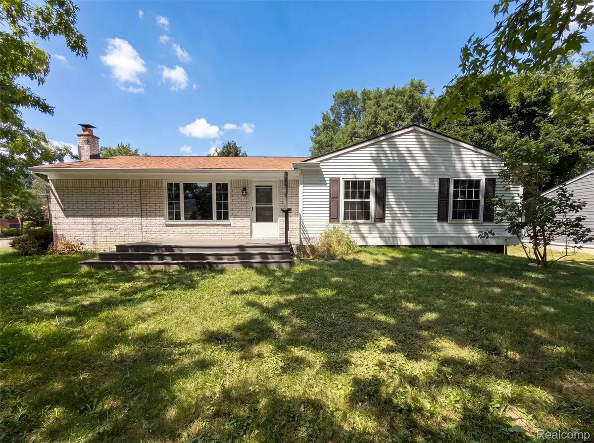 3211 24 Mile Road, Utica, MI 48316 - #1