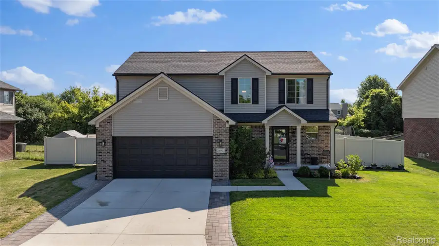 26921 Cedar Run Court, Trenton, MI 48183 - #2